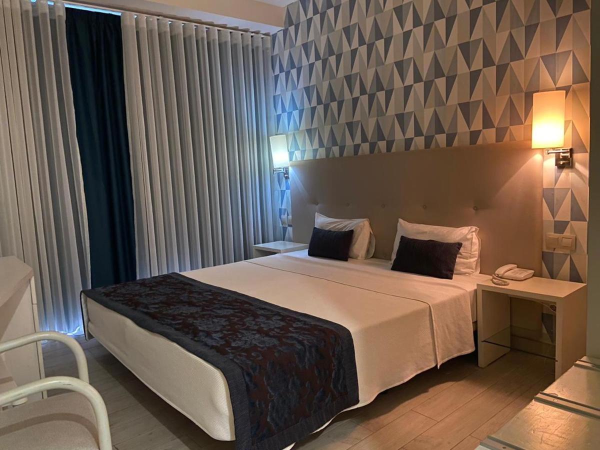 Ouril Hotel Julia Santa Maria Eksteriør billede
