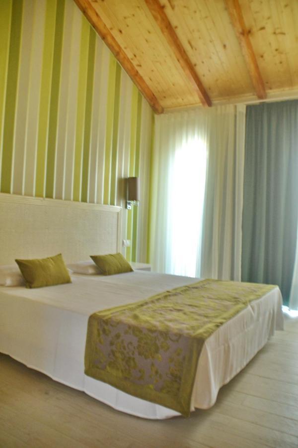 Ouril Hotel Julia Santa Maria Eksteriør billede
