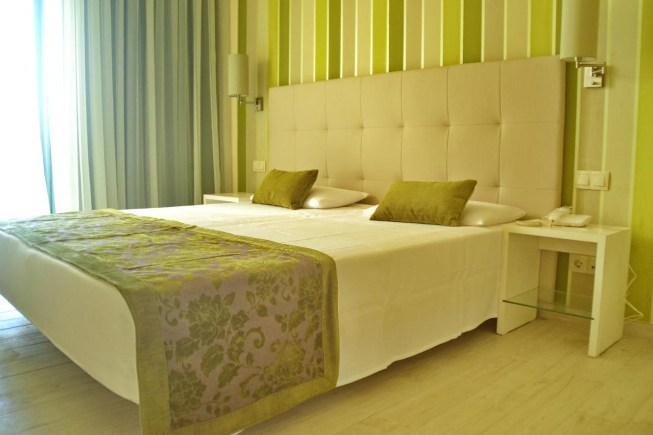 Ouril Hotel Julia Santa Maria Eksteriør billede