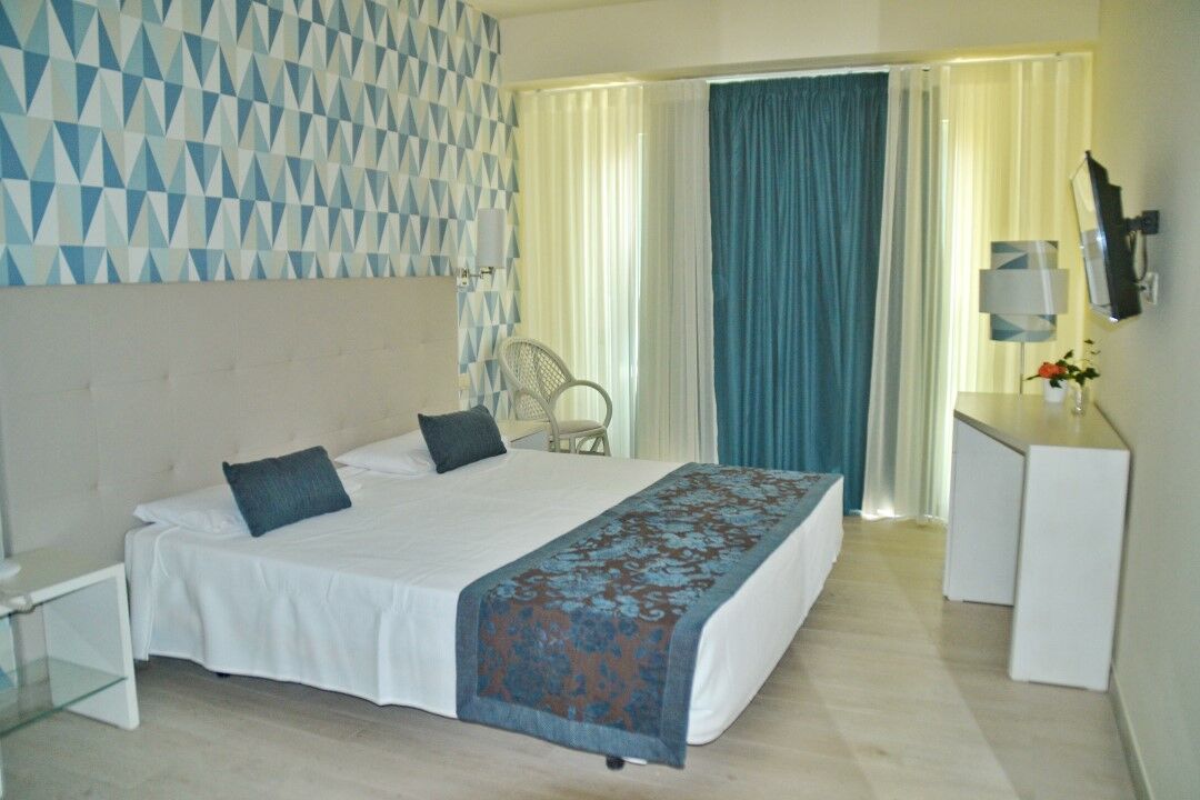 Ouril Hotel Julia Santa Maria Eksteriør billede